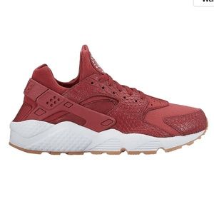 Nike Maroon Air Huarache